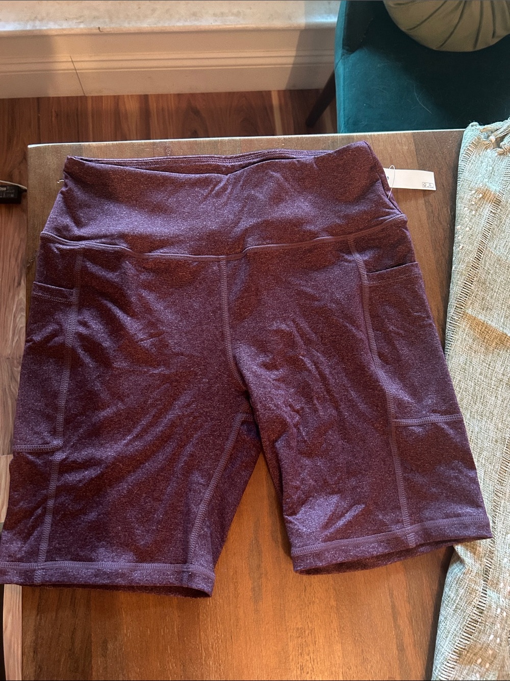 Amazon Essentials Maroon High-Waist Bike Shorts with Side Pockets